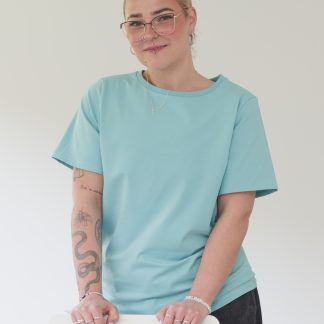 Tshirt_standart_aqua_frau_01