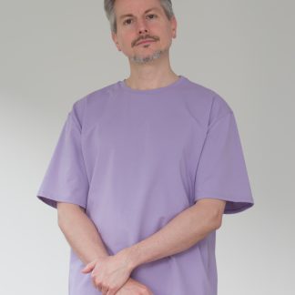 oversized_unisex_tshirt_flieder_02