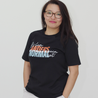relaxed_tshirt_anders_normal_schwarz_frau_02