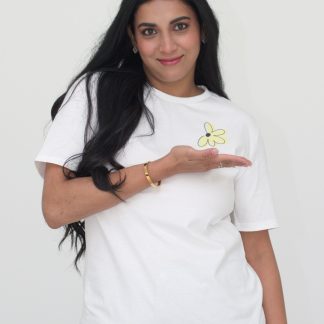 relaxed_tshirt_blume_weiss_frau_02