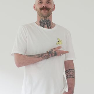 tshirt_blume_weiss_mann_01