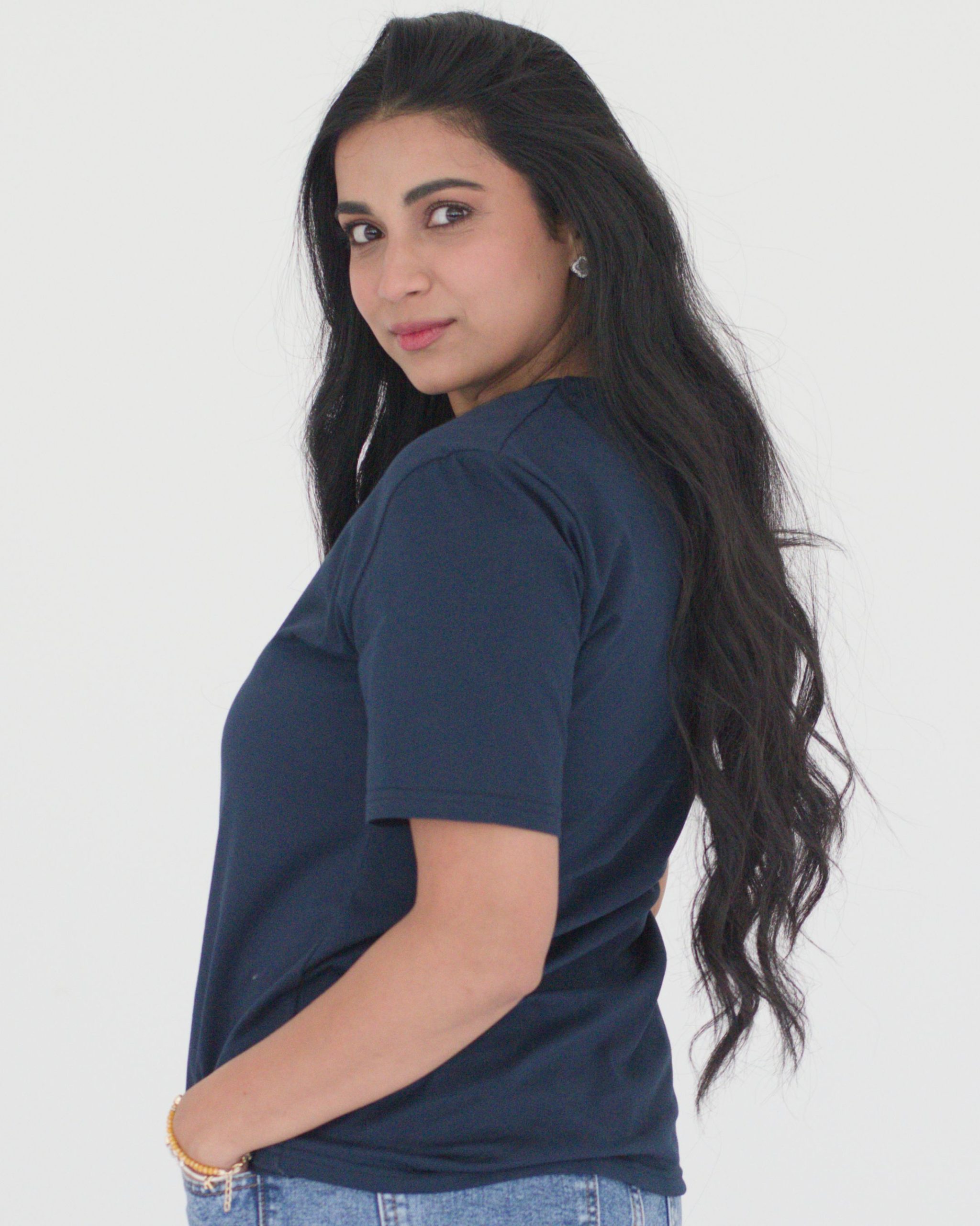 tshirt_relaxed_fit_bio_frau_marine_rueck02