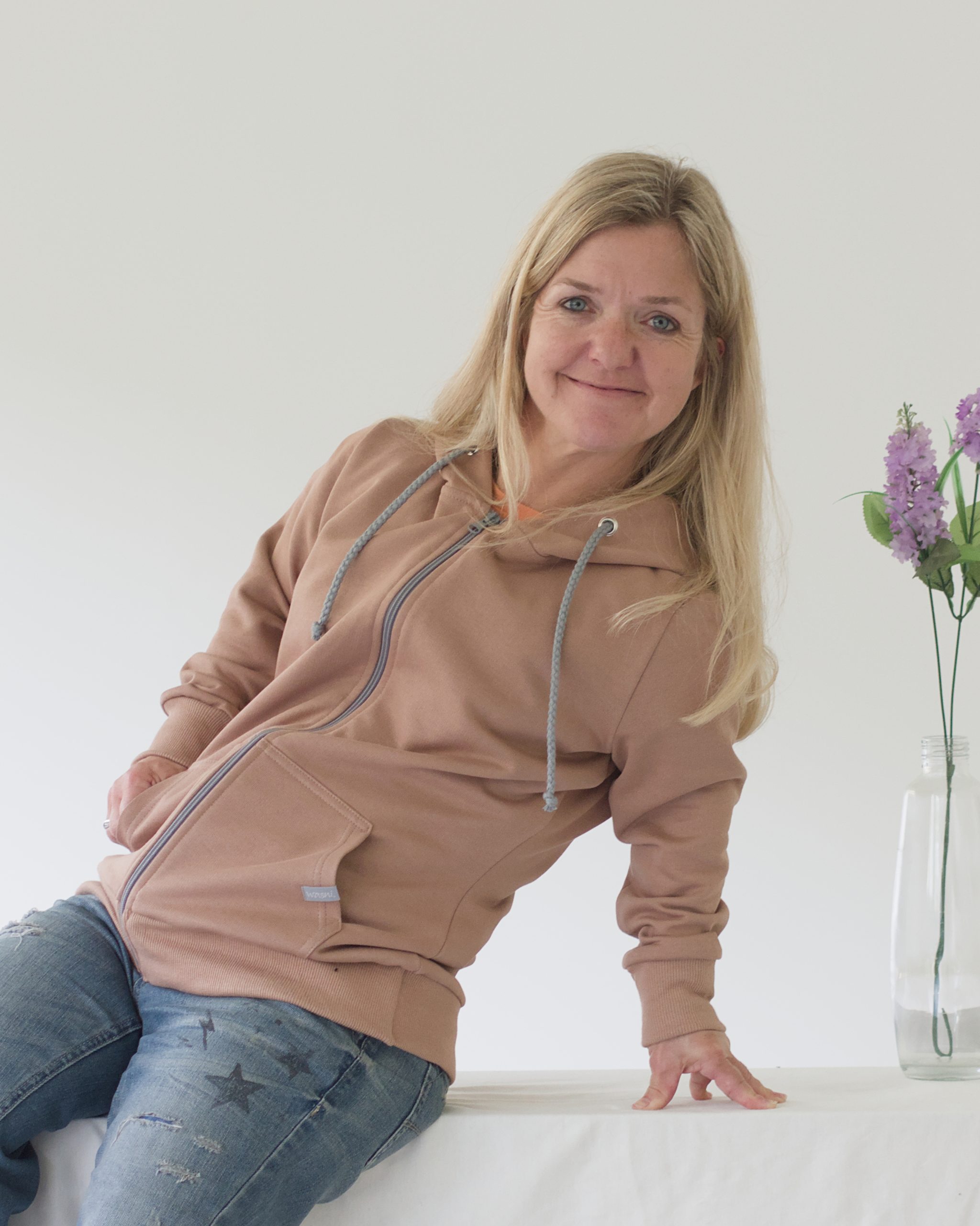 hoodie_mRV_bio_fair_frau_toffee03